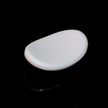 White Plastic Japanese Chopstick Rest (30pcs) @ £0.45 + vat each