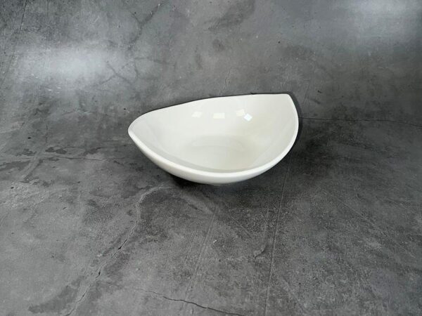 Cameo Boat Plate (22.9cm / 9") (6pcs) @ £4.38 + vat each - Image 2