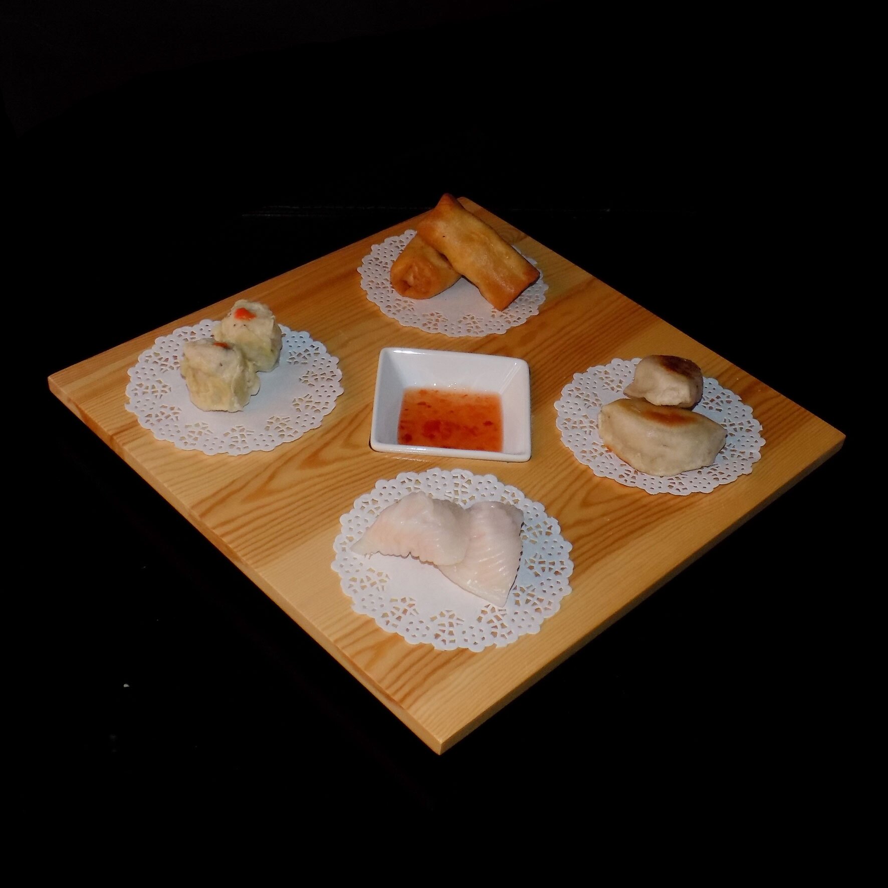 Square Wooden Plank with Saucer - Image 2