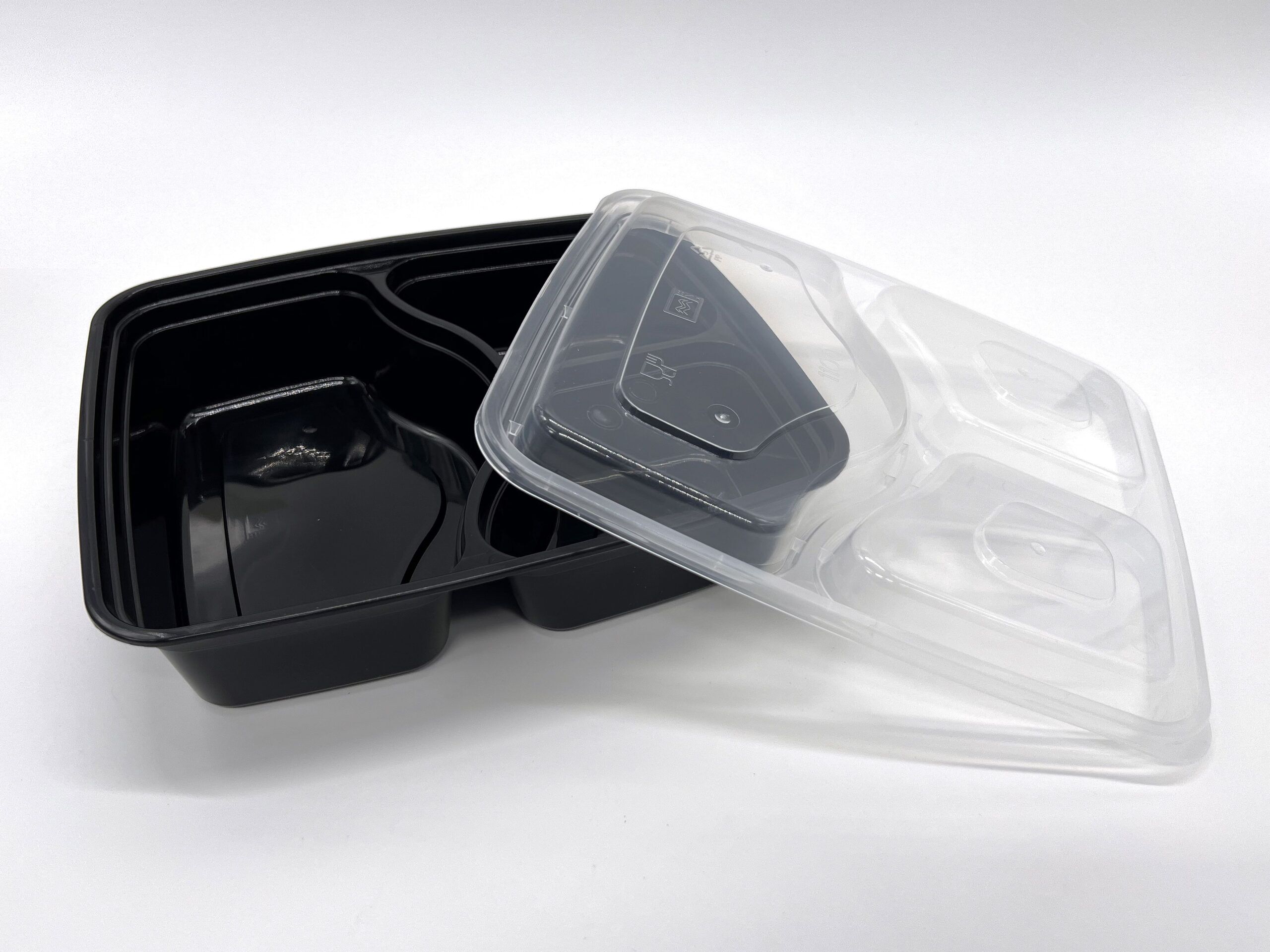 1100cc 3 Compartment Black base with clear lid 150 sets - Image 3